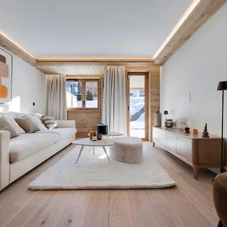 With Val-dʼIsère